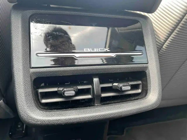 Buick E5 — Фото автомобиля 19