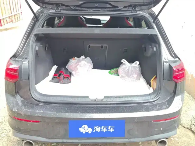 Volkswagen Golf GTI — Фото автомобиля 4