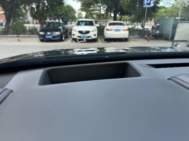 Toyota Highlander — Фото автомобиля 13
