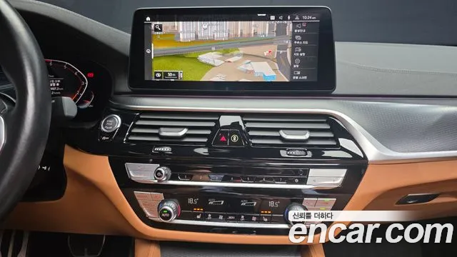 BMW 5 Series G30 — Фото автомобиля 19