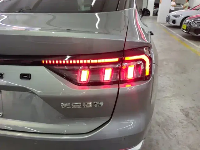 Ford Mondeo — Фото автомобиля 7