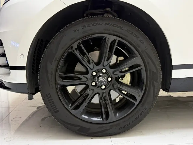 Land Rover Range Rover Velar — Фото автомобиля 12