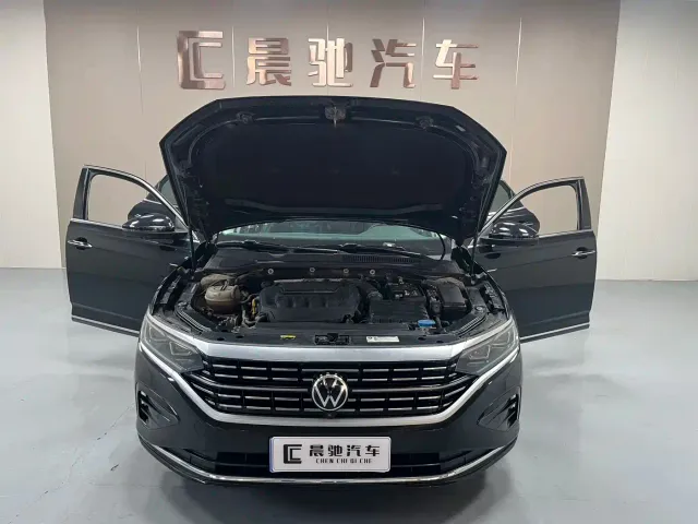 Volkswagen Passat — Фото автомобиля 7