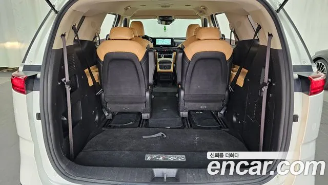 Kia Carnival 4th Gen — Фото автомобиля 22