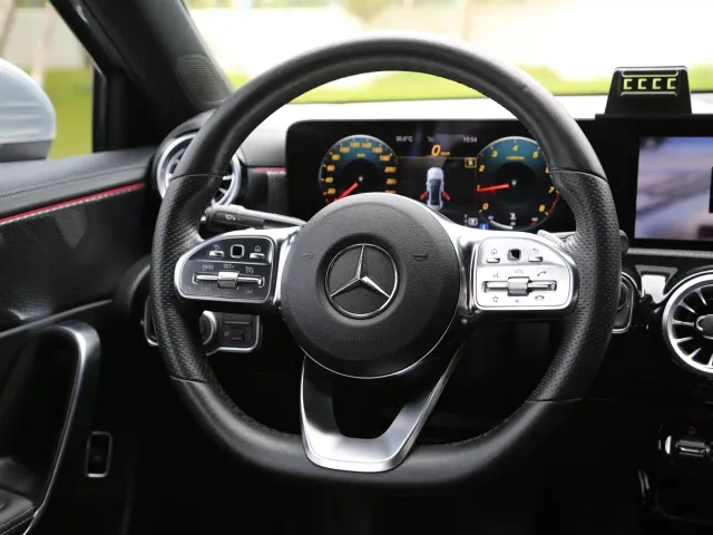 Mercedes-Benz A-Class — Фото автомобиля 5