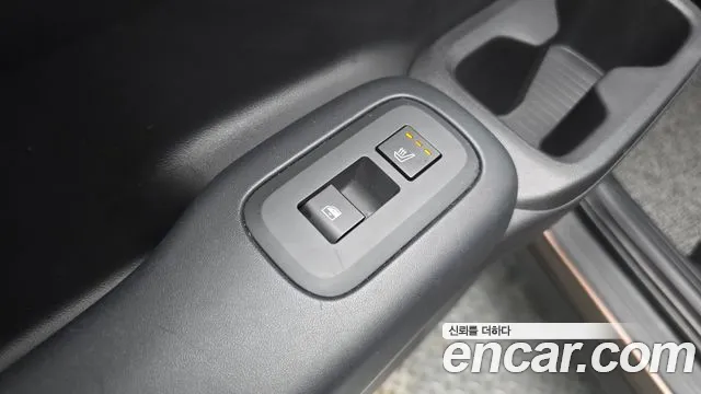 Hyundai Santafe Santa Fe (MX5) Бензин 2.5T 2WD — Фото автомобиля 16