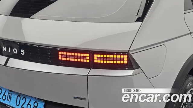 Hyundai Ioniq 5 — Фото автомобиля 8