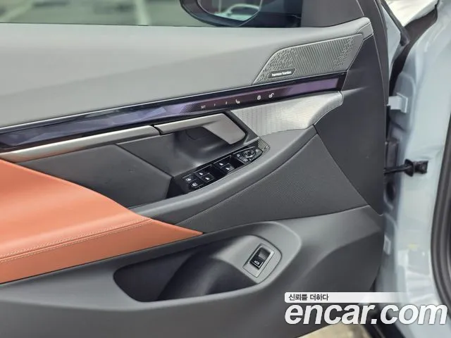 BMW 5 Series G60 — Фото автомобиля 16