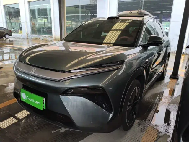 Фотография автомобиля — BYD Tang L