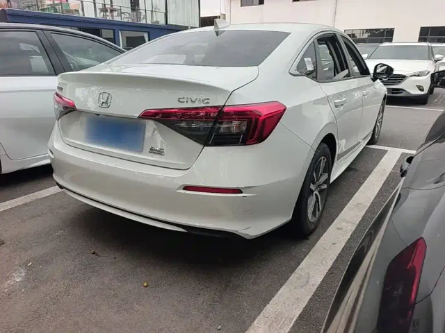 Honda Civic — Фото автомобиля 6