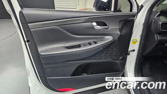 Hyundai Santafe Новый Santa Fe Бензин 2.5T 2WD — Фото автомобиля 23