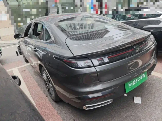 Changan Eado — Фото автомобиля 4