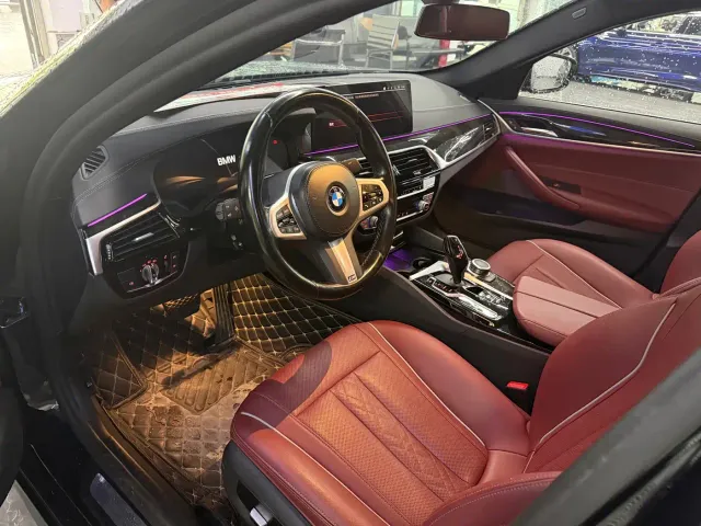BMW 5 Series — Фото автомобиля 4