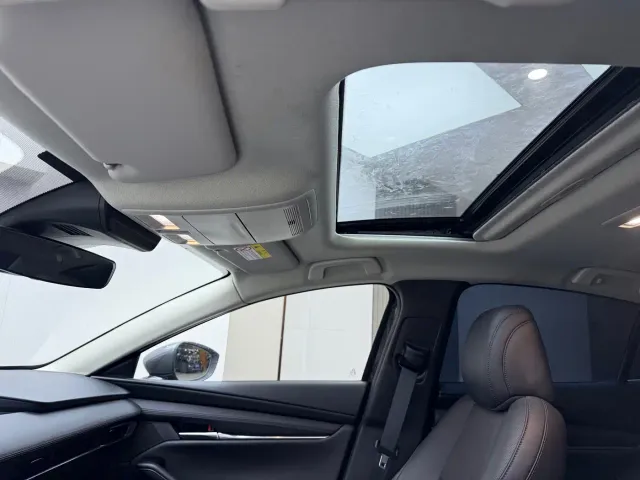 Mazda Axela — Фото автомобиля 14