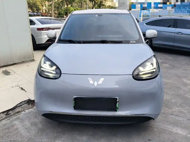 Wuling Bingo — Фото автомобиля 2
