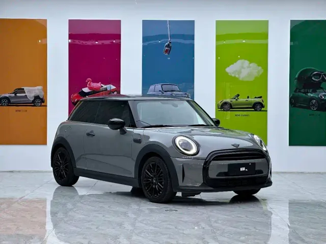 Фотография автомобиля — MINI Hatch
