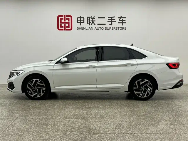 Volkswagen Sagitar — Фото автомобиля 3