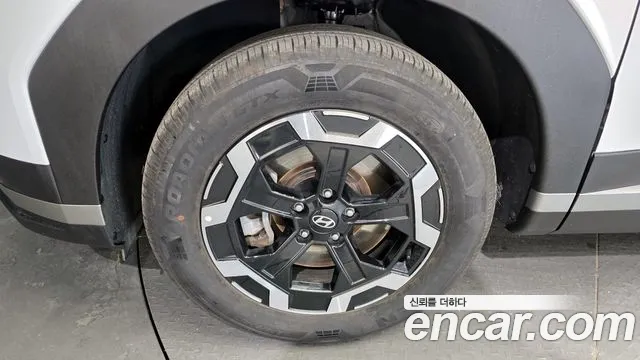 Hyundai Santafe Santa Fe (MX5) Бензин 2.5T 2WD — Фото автомобиля 5
