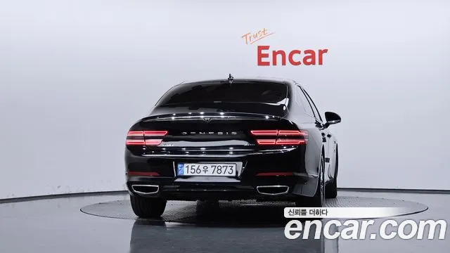 Genesis G80 RG3 — Фото автомобиля 4