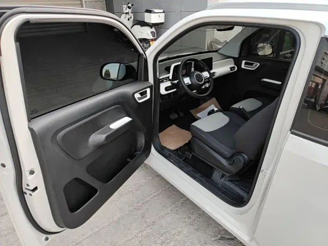 Wuling Hongguang Mini EV — Фото автомобиля 15