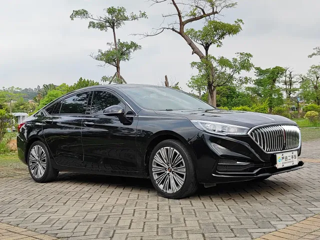 Hongqi H5 — Фото автомобиля 3
