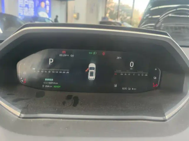 Changan Qiyuan Q05 — Фото автомобиля 14