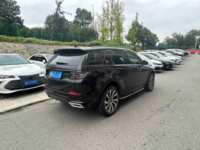 Land Rover Discovery Sport — Фото автомобиля 6