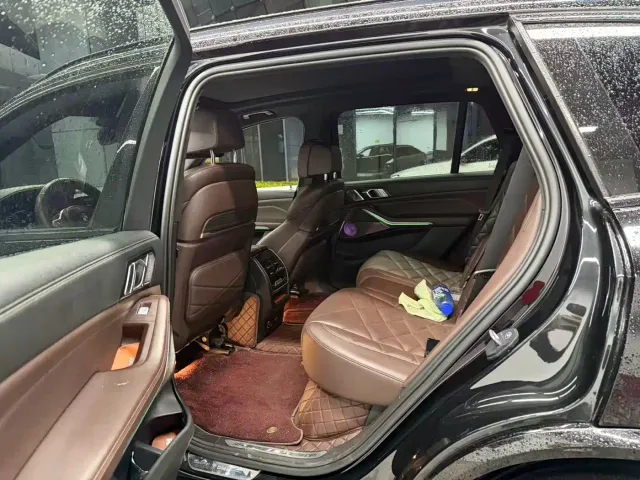BMW X5 — Фото автомобиля 8
