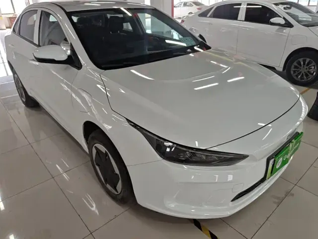 Geely Geometry A — Фото автомобиля 21
