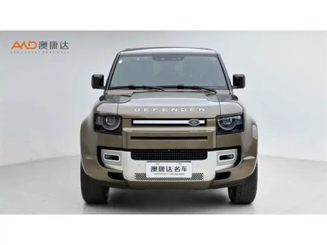 Land Rover Defender — Фото автомобиля 2