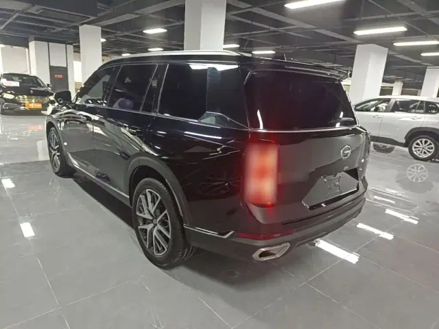 GAC Trumpchi GS8 — Фото автомобиля 4