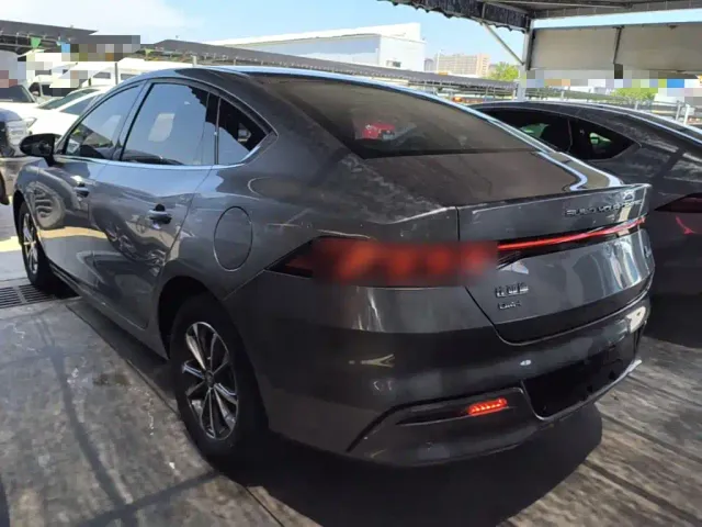 BYD Qin PLUS — Фото автомобиля 4
