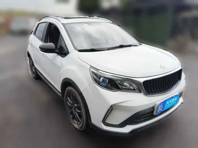 Livan X3 PRO — Фото автомобиля 3