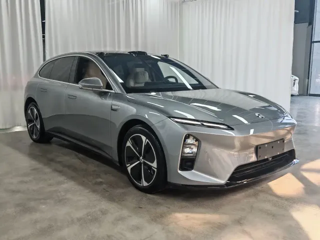 Nio ET5 Touring — Фото автомобиля 3