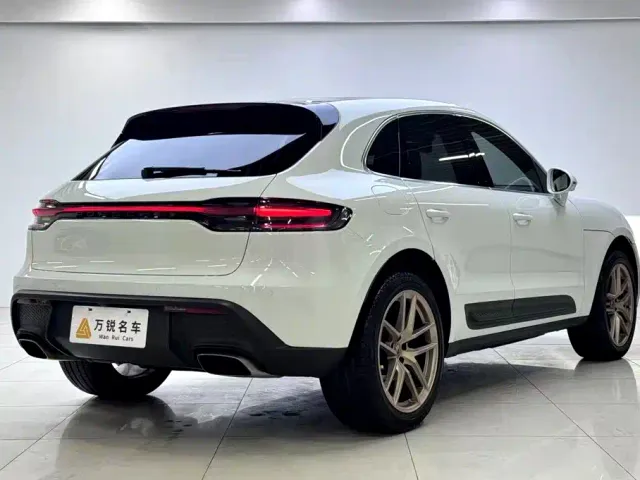 Porsche Macan — Фото автомобиля 3