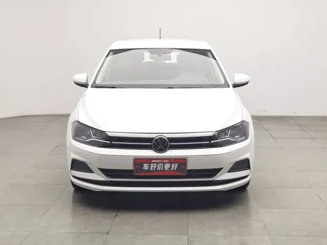 Volkswagen Polo — Фото автомобиля 3