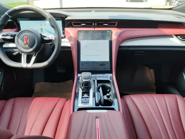 Hongqi H5 — Фото автомобиля 5