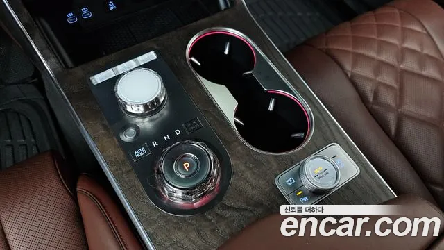 Genesis GV80 — Фото автомобиля 12