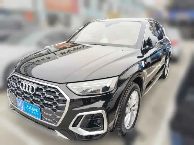 Фотография автомобиля — Audi Q5L
