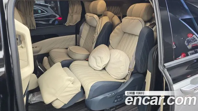 Kia Carnival 4th Gen — Фото автомобиля 25