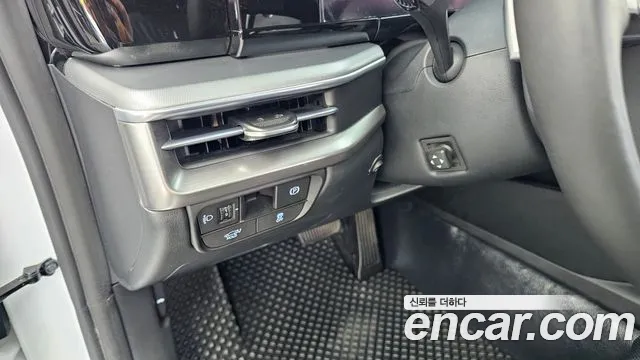 Hyundai Grandeur GN7 — Фото автомобиля 16