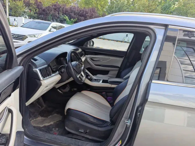 BYD Song PLUS — Фото автомобиля 13