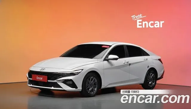 Фотография автомобиля — Hyundai Avante CN7