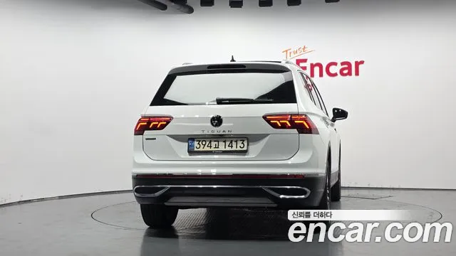 Volkswagen Tiguan — Фото автомобиля 3