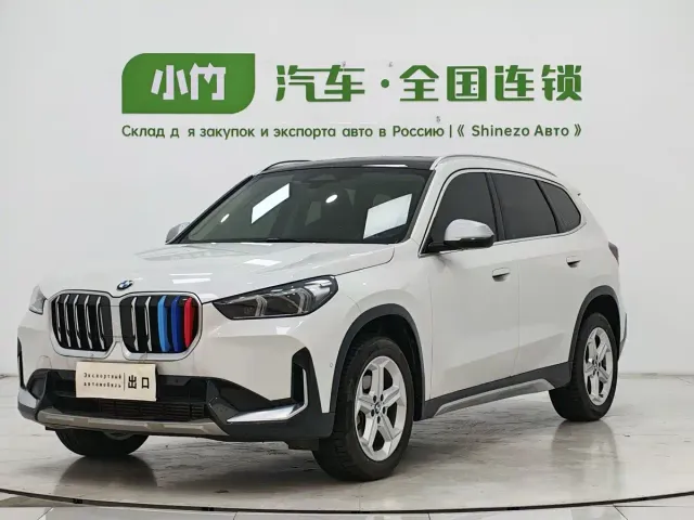 Фотография автомобиля — BMW X1