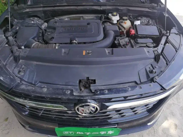 Buick Envision Plus — Фото автомобиля 10