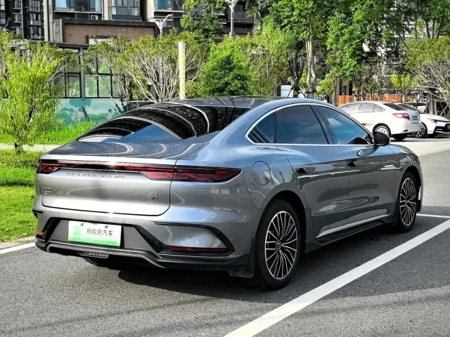BYD Han — Фото автомобиля 19