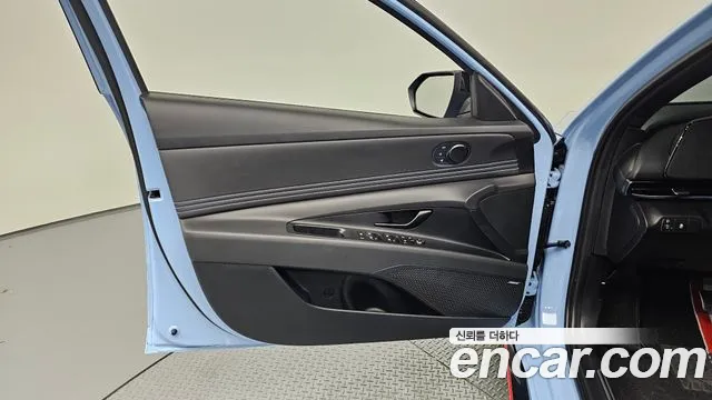 Hyundai AVANTE — Фото автомобиля 21