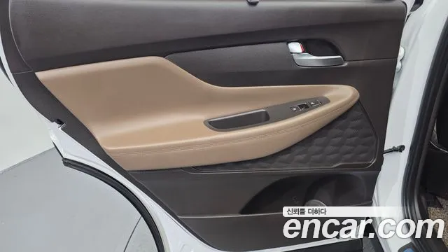 Hyundai Santa Fe New — Фото автомобиля 14