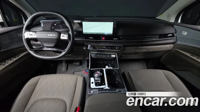 Kia Carnival Generation 4 — Фото автомобиля 7